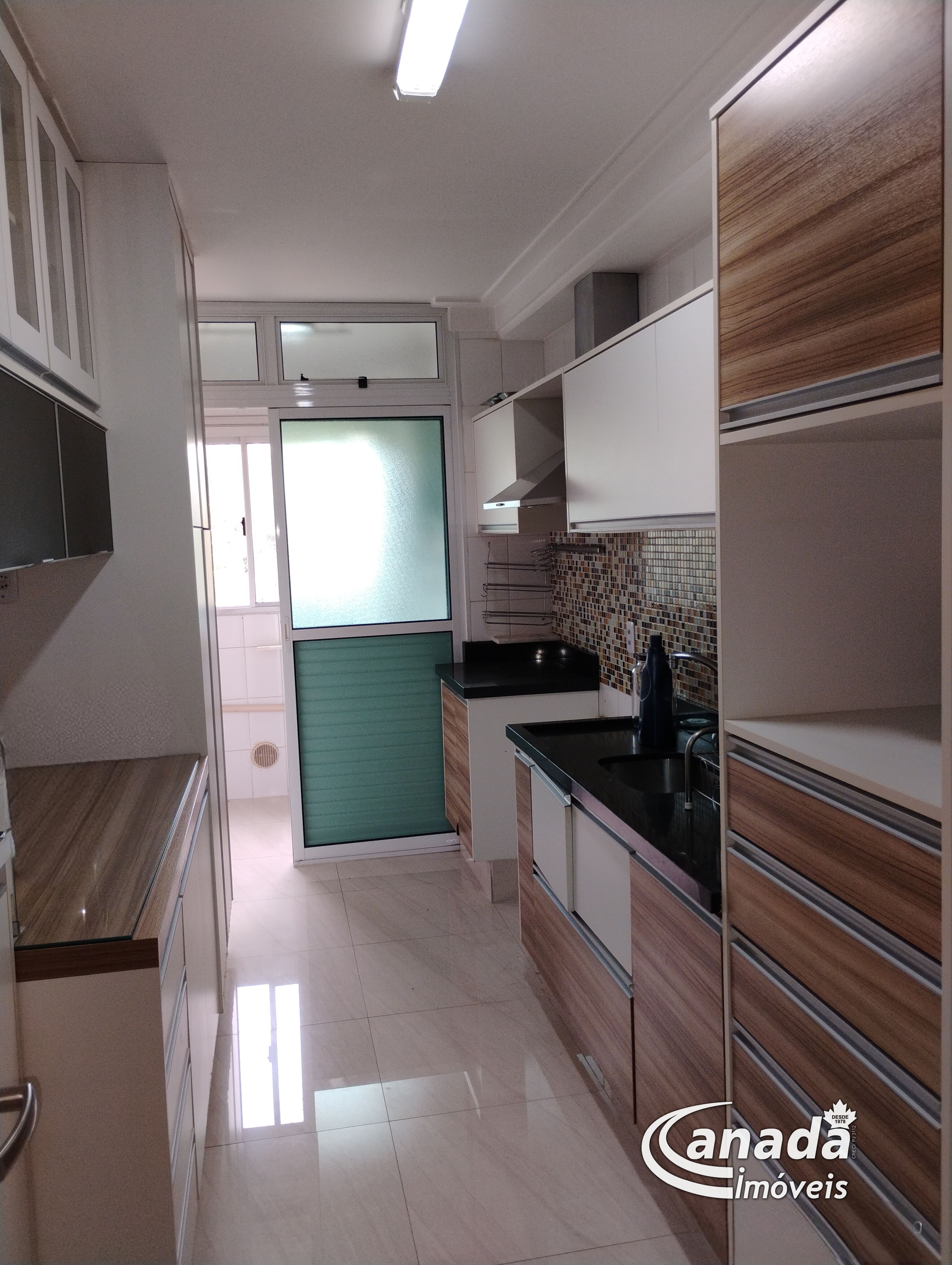 Apartamento com 3 dormitórios em Osasco