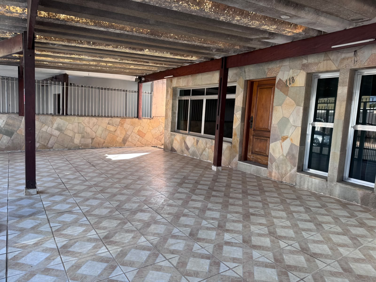 Casa Térrea com 4 dormitórios em Osasco