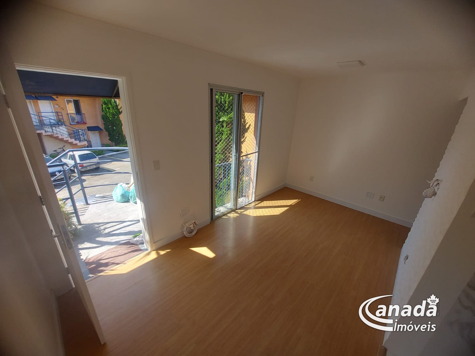 Casa Altos com 2 dormitórios em Cotia