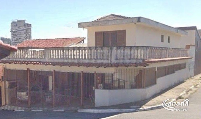 Sobrado com 4 dormitórios em Osasco
