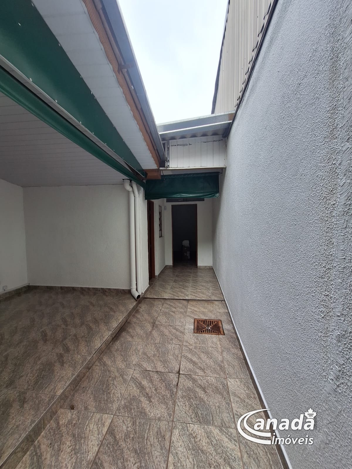 Casa Térrea com 4 salas em Osasco